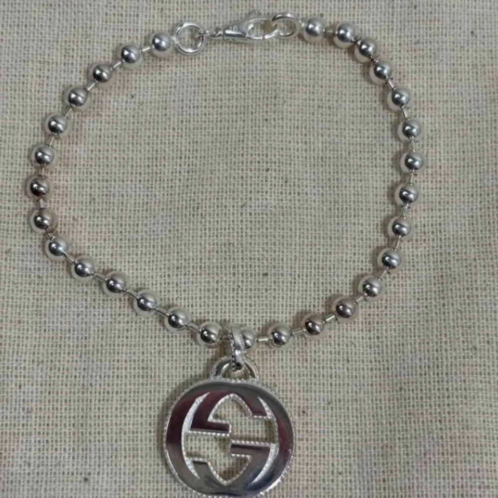 Gucci SilverBracelet Never Worn Sterling Silver/ Gorgeous Gift! - Picture 2 of 6